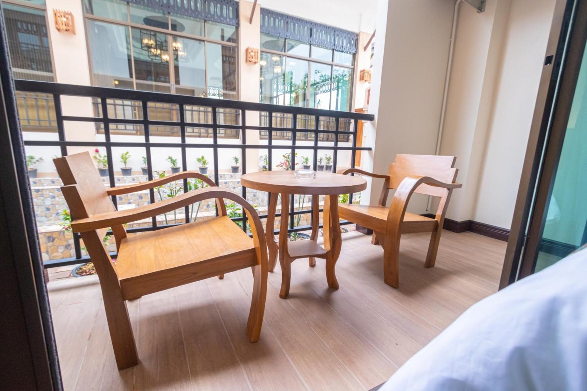 Peacock De Pai Hotel Екстериор снимка